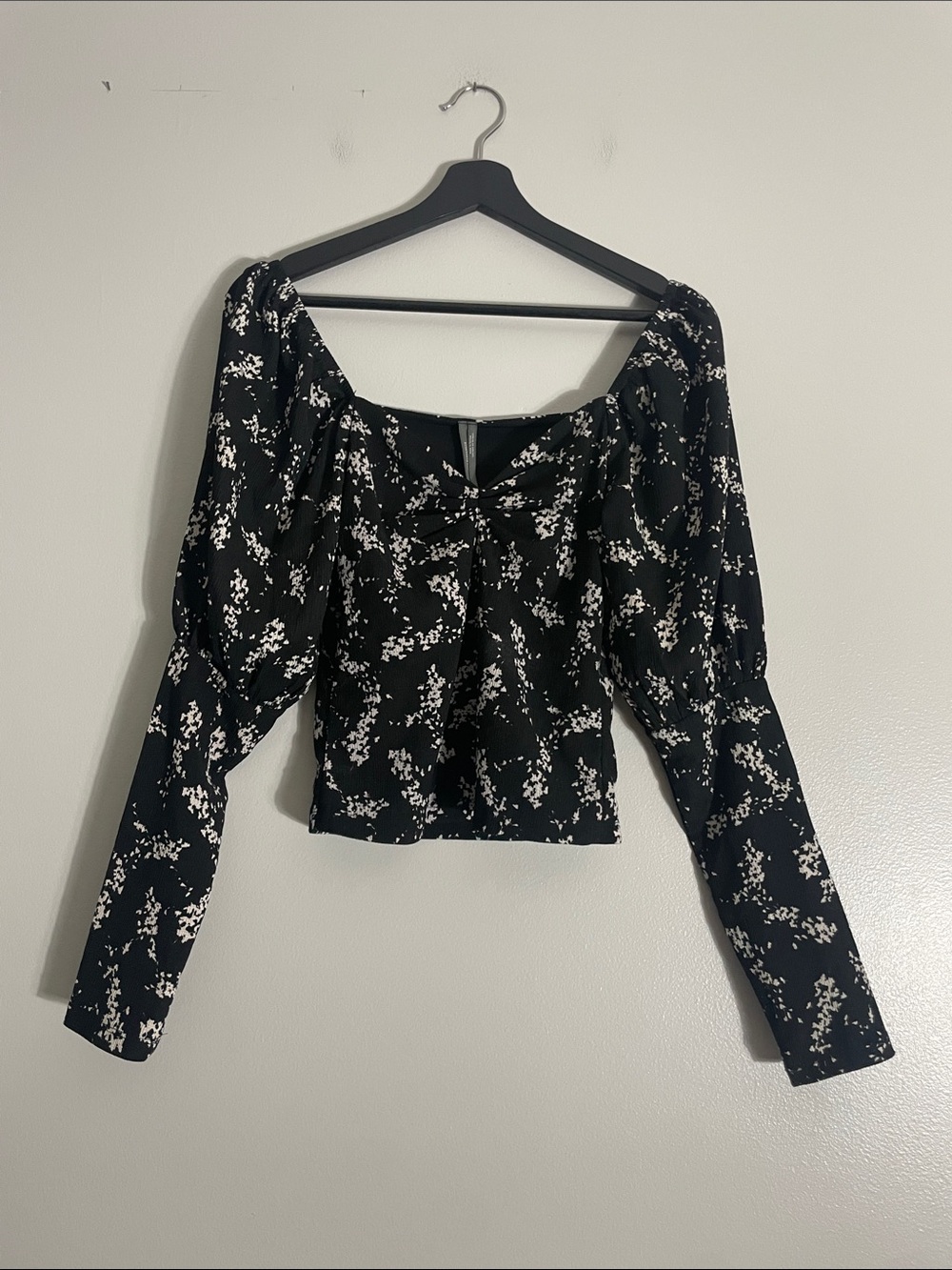 Anthropologie Blouse Floral Crepe Puff Sleeve XS Romantic Sweetheart Top